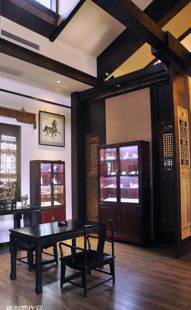 私藏会所 | 艺术长廊与雕花木门的完美融合-12