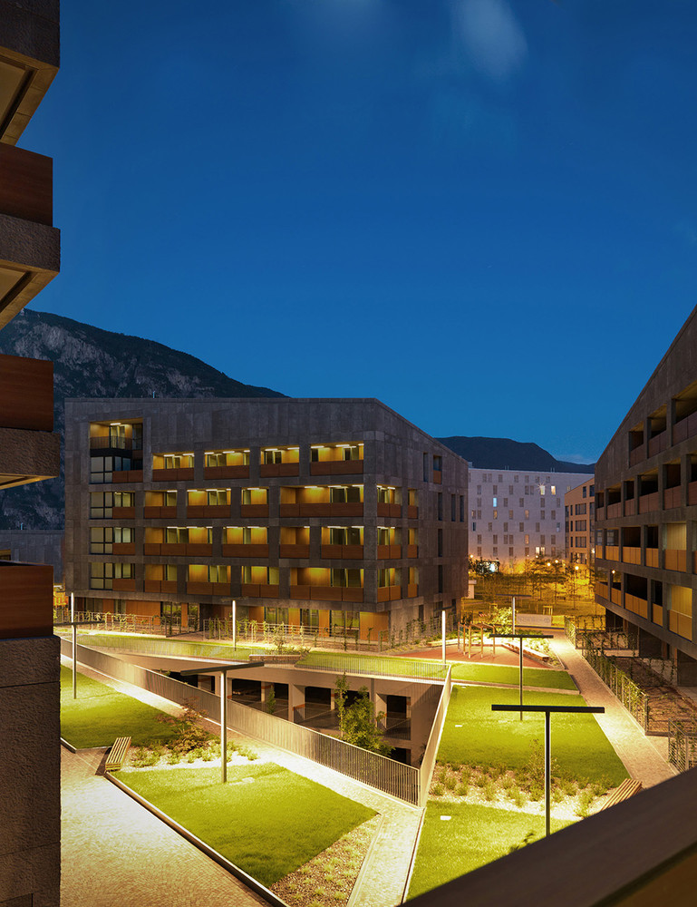 意大利城堡式社会住房设计-27