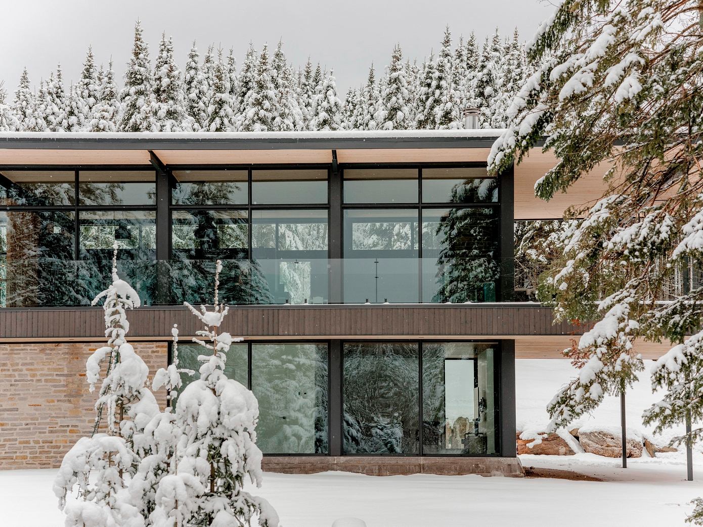 圣达米安公寓（注：Résidence常见释义为公寓，住宅 ，Saint Damien为特定名称，音译成圣达米安  ） 丨加拿大魁北克丨Anne Carrier Architecture-6