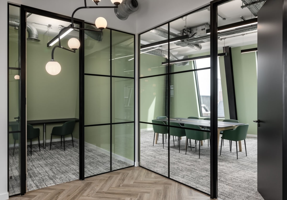 英国阅读的砖厂规格套房丨Oktra-11