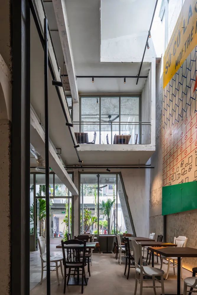 越南西贡可持续建筑咖啡店丨T3 Architects-39