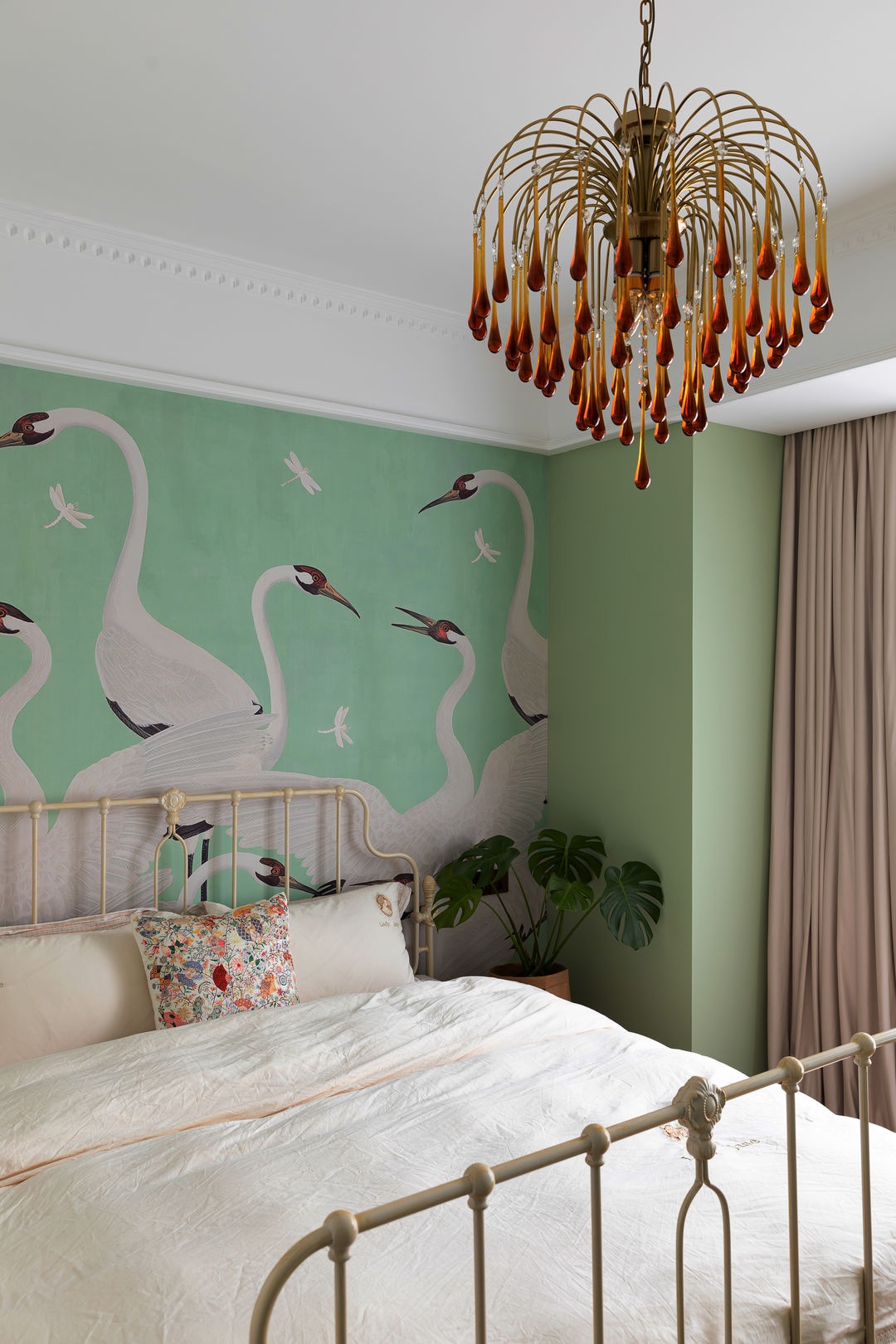 浮灯若梦单身女青年的复古梦丨逅筑空间-36