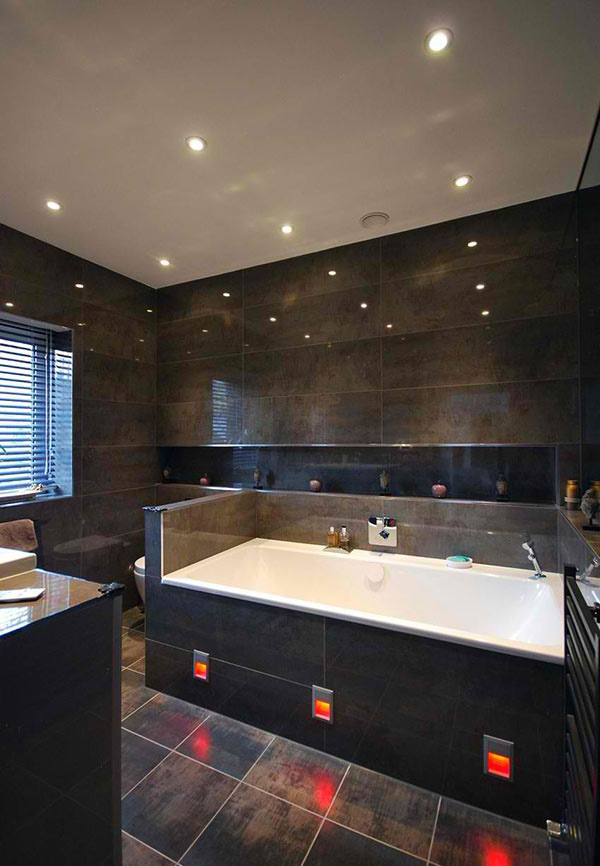 Merrodown: The Black Zinc House in England | Home Design Lover-24