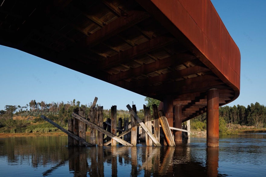 Fareja桥步行与自行车通道丨葡萄牙丨Rómulo Neto Arquitetos-48