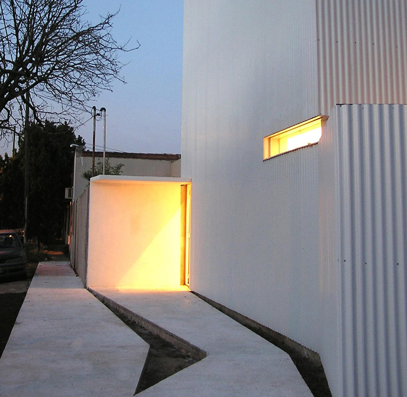 布宜诺斯艾利斯金属表皮办公楼丨阿根廷布宜诺斯艾利斯丨alric galindez 建筑事务所-7