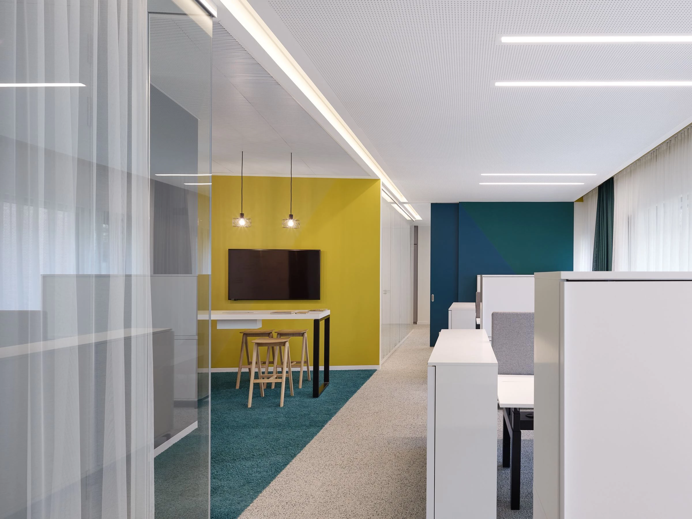 德国 Metzger 房产公司办公室-5