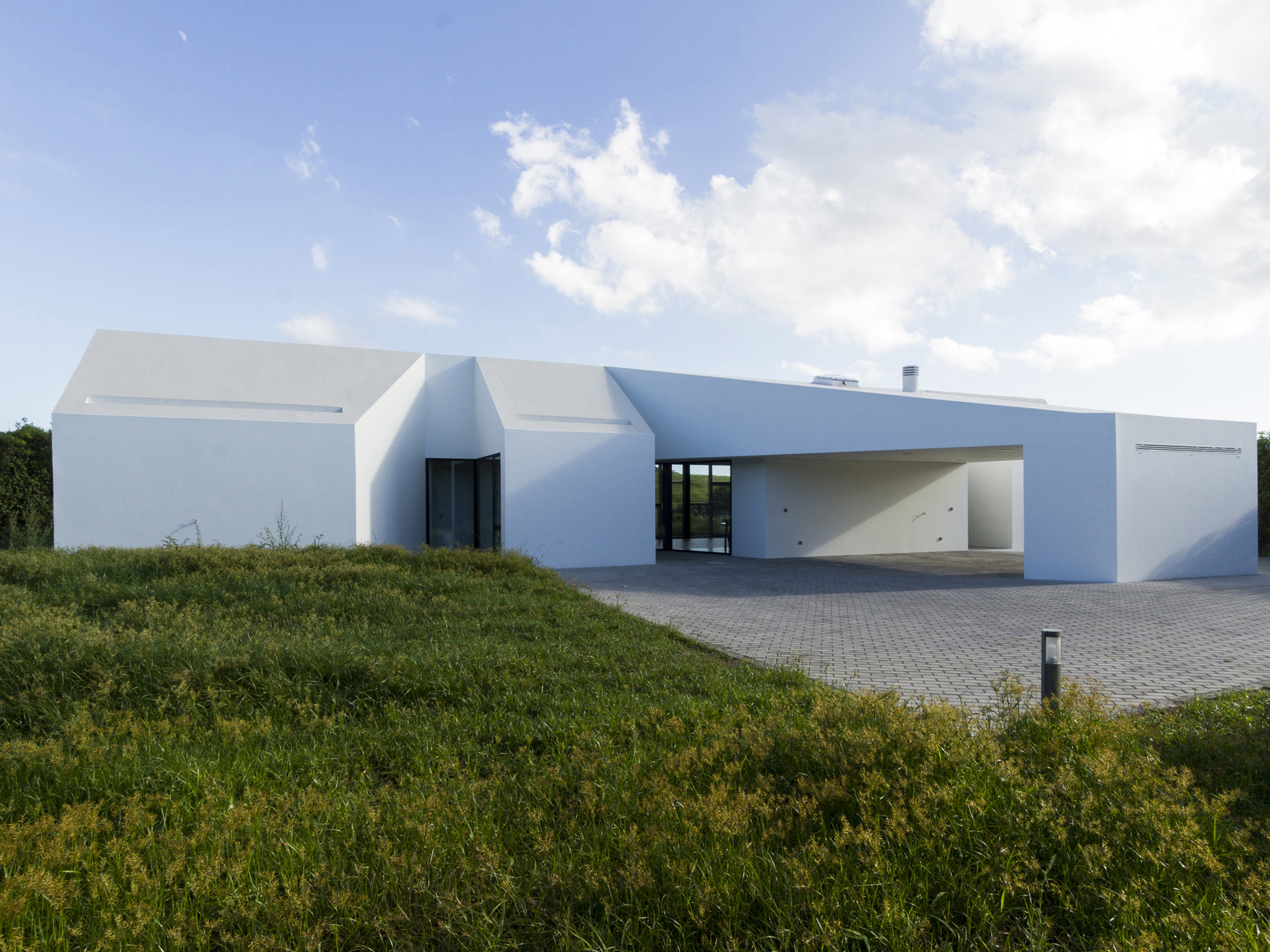 葡萄牙罗斯托现代别墅,M-Arquitectos 设计-9