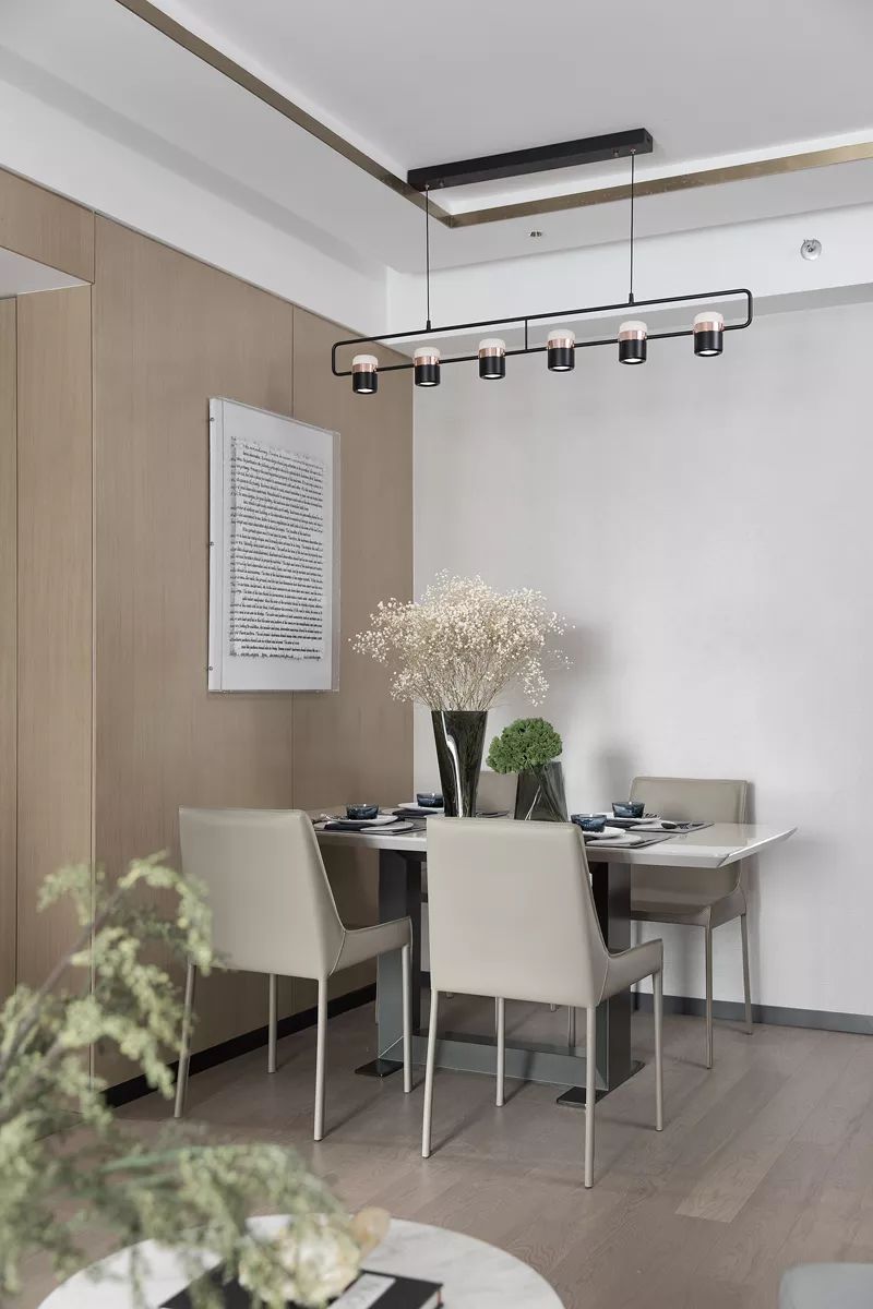 万科星城 B1 户型样板房 | 舒适宜居的诗意空间-11