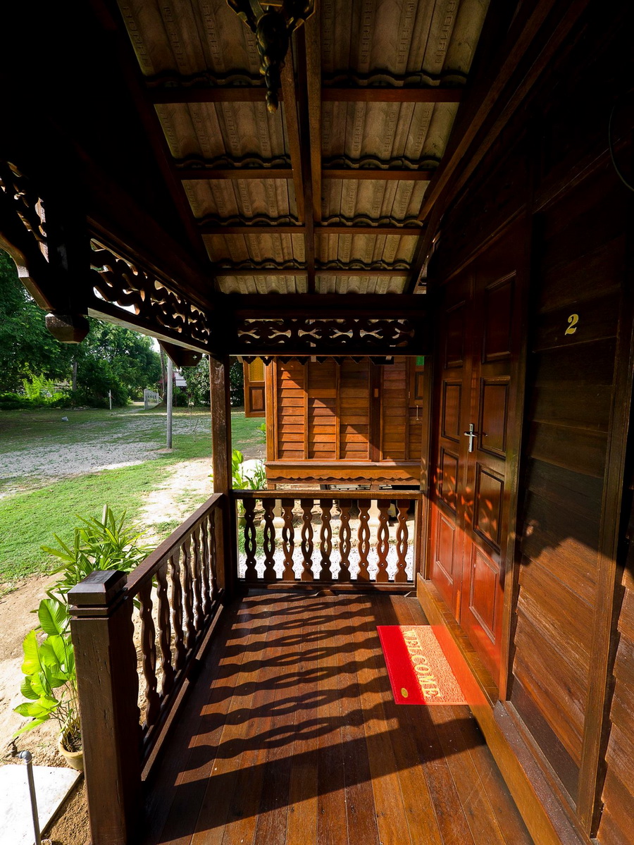 马来西亚兰卡威传统高脚木屋民宿-8