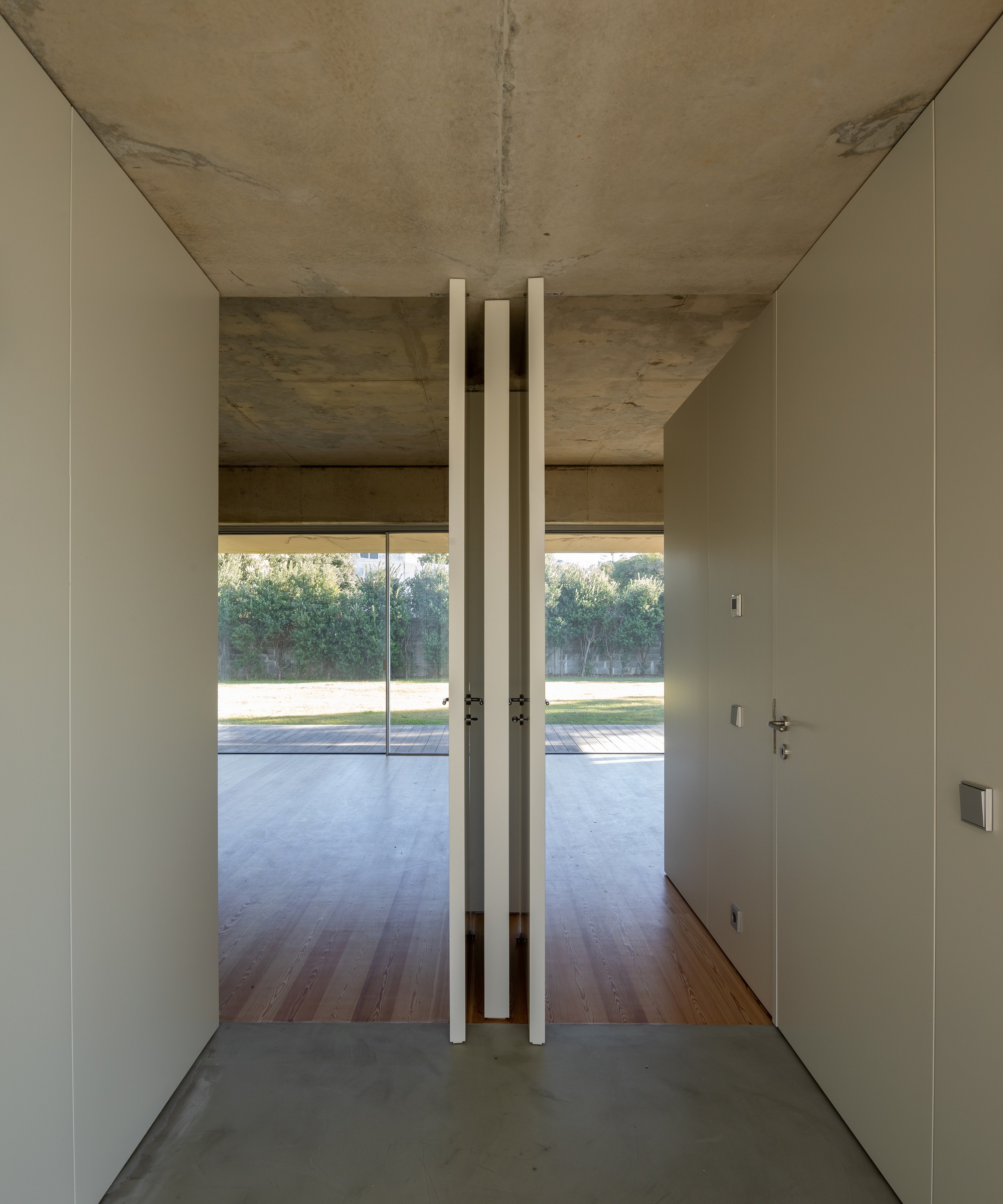 瓦拉达雷斯的房子丨葡萄牙丨Correia,Ragazzi Arquitectos-42