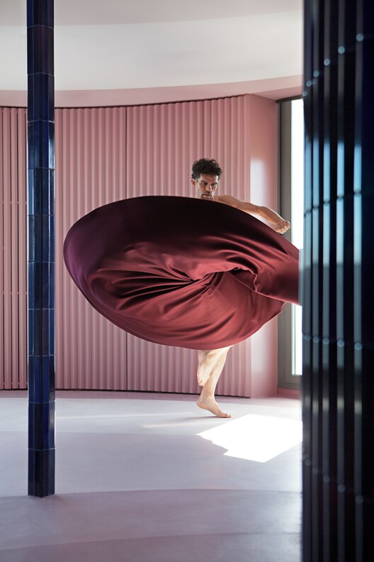 马德里螺旋之家丨西班牙马德里丨Raúl Almenara-18