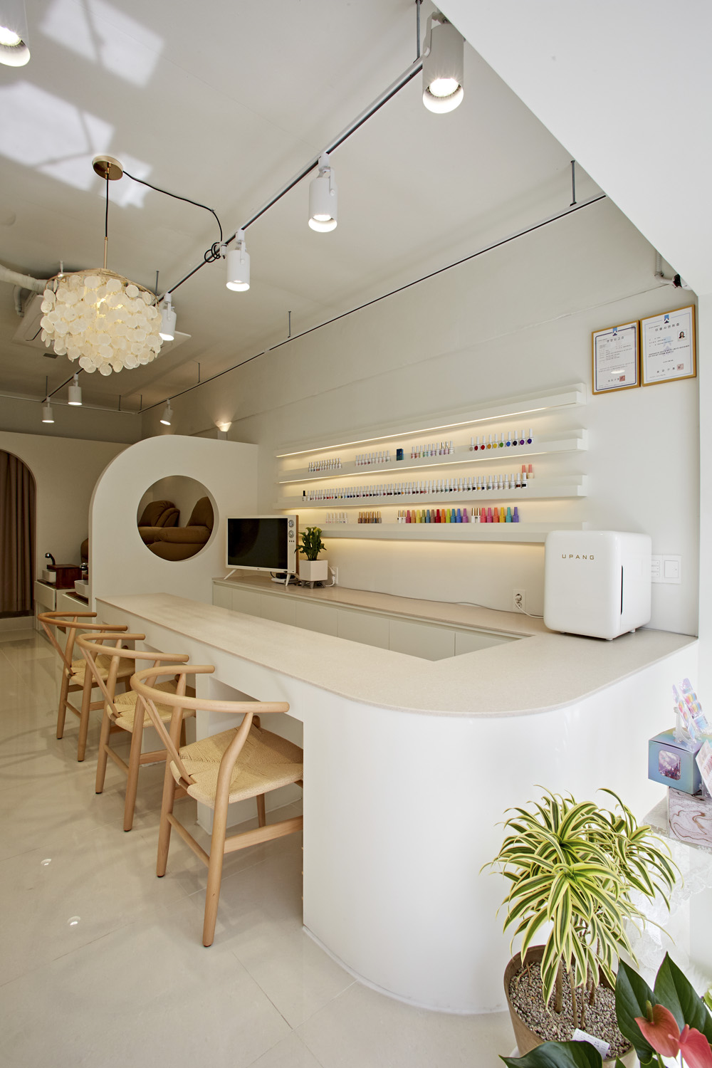 8 坪小空间打造温馨美式风-6