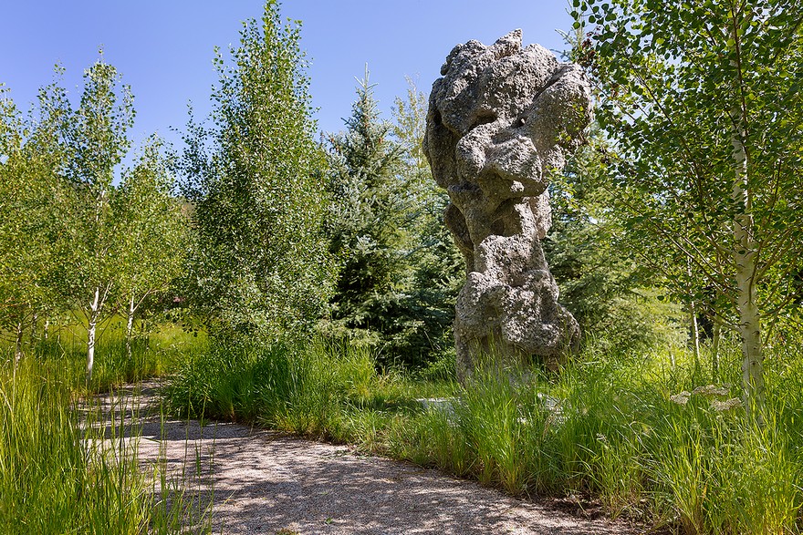 Steel House Perched on the Edge of a Beautiful Canyon in Colorado-28