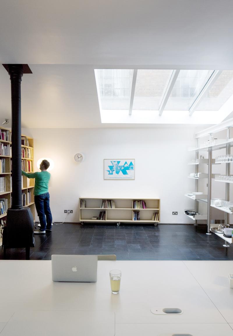 伦敦 Jasper Morrison 工作室 · 仓库改造的办公与零售空间-17