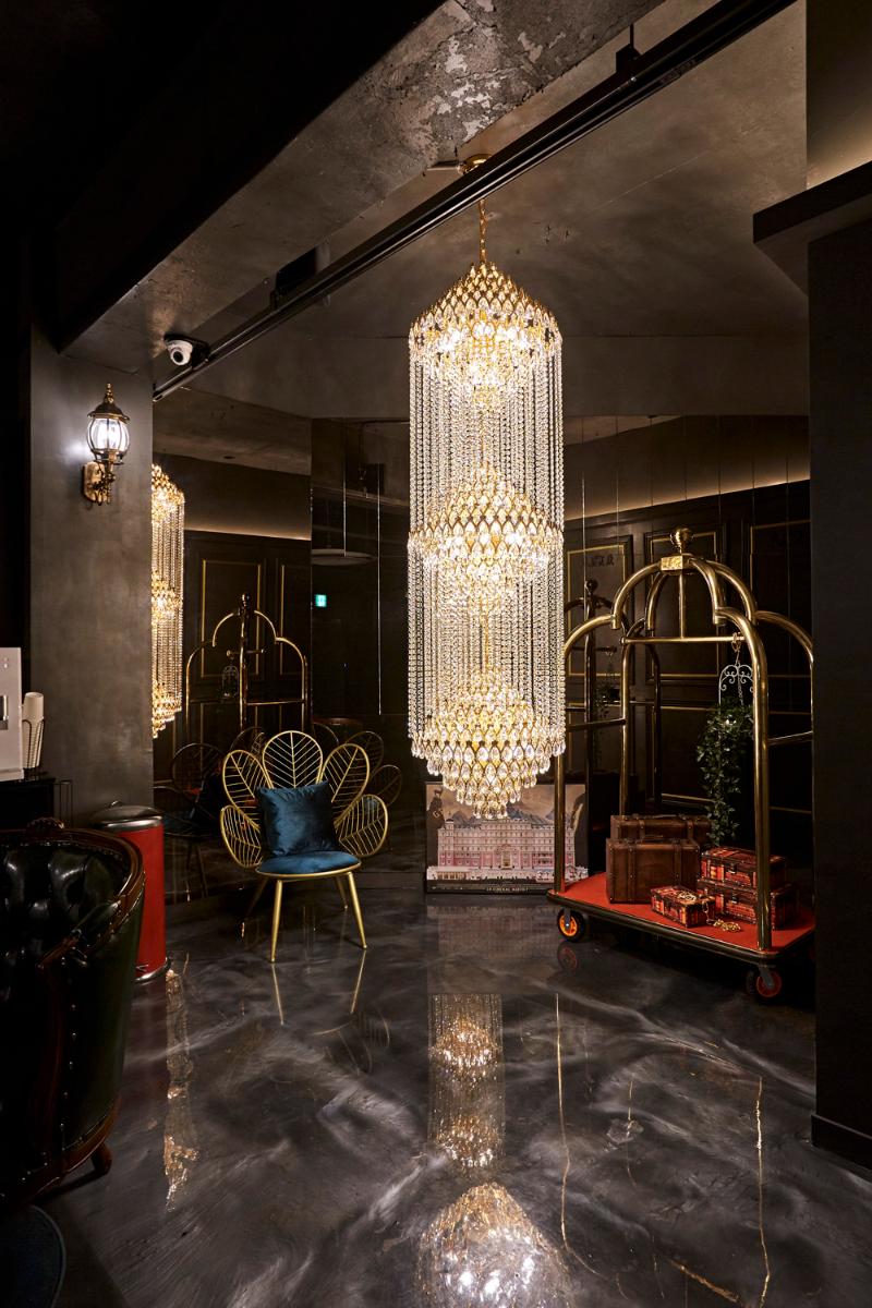 59 平现代高级黑调精品店设计-13