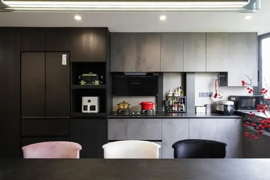 珠海100㎡极简三居，11万全包，黑白灰的魔力，装出高级感-28