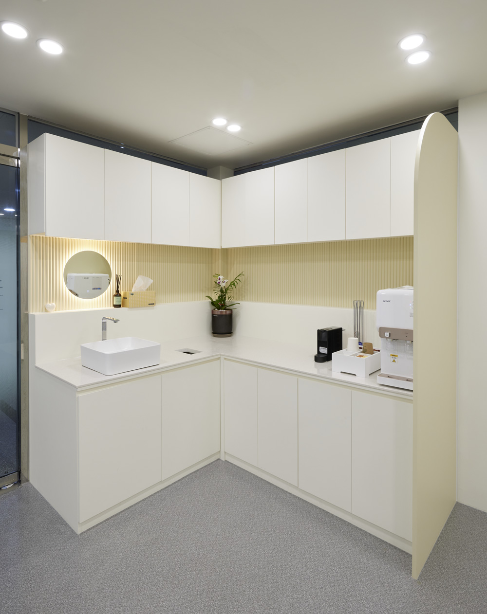 白色简约 30 平米书房设计-13