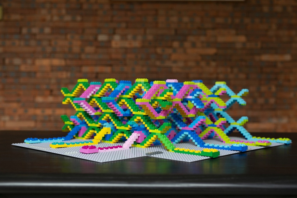 乐高® “世界玩乐节” – 《织光乐园》公共艺术装置丨中国上海丨大星吉子工作室-59