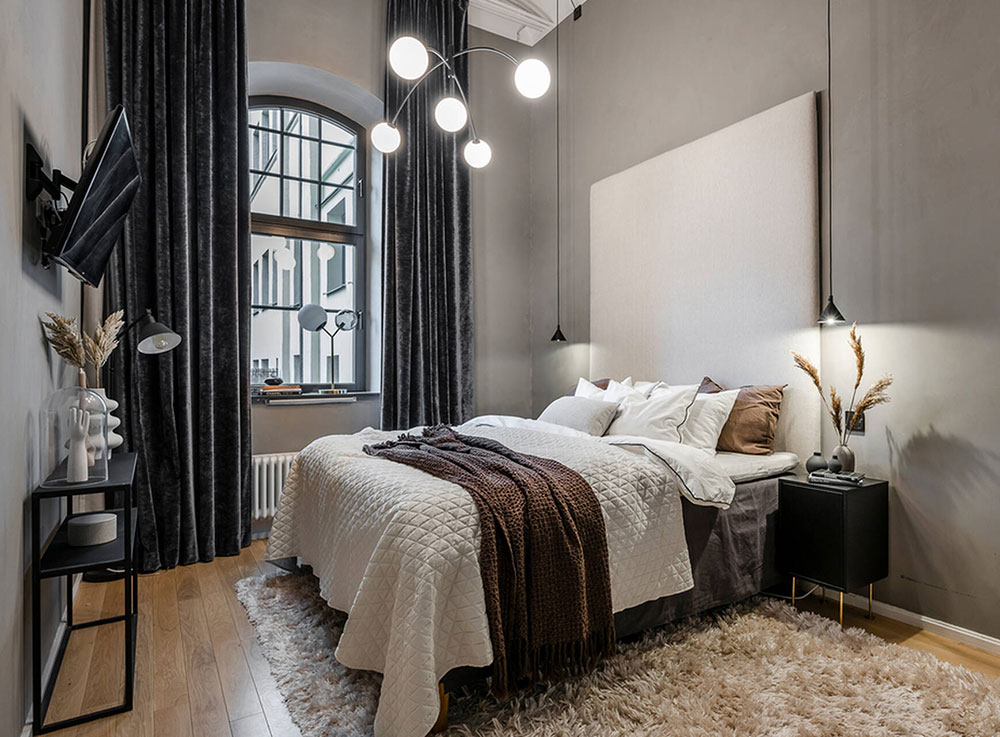 工业风独户公寓,超高天花板与私人露台-15