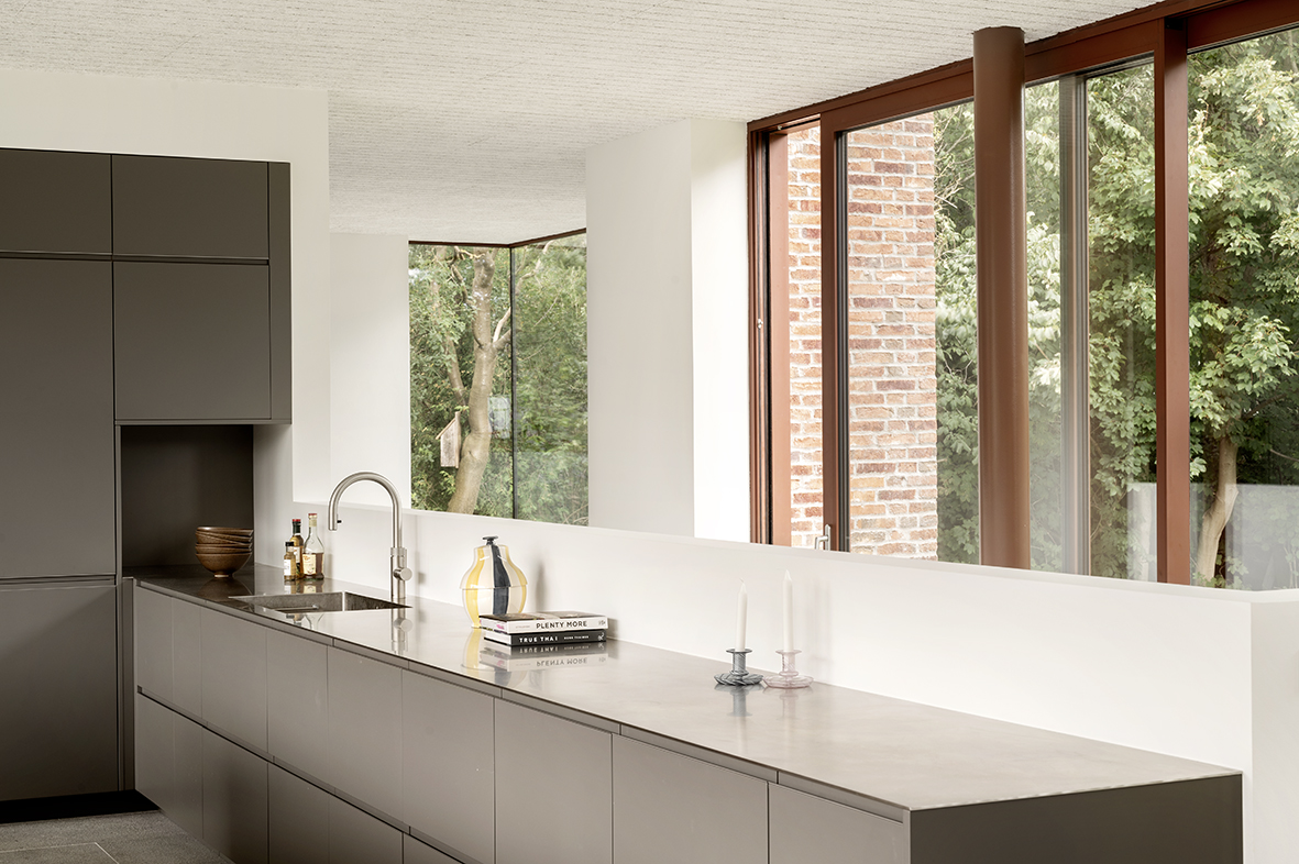 丹麦Kildeskovsvej极简主义住宅丨Valbæk Brørup Arkitekter-24