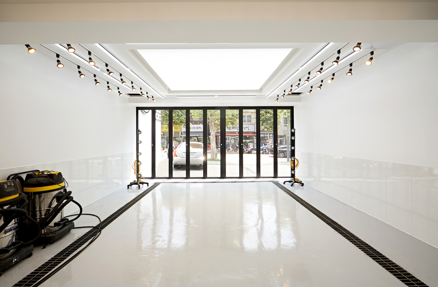 40 平米极简白色调的完美细节处理-12