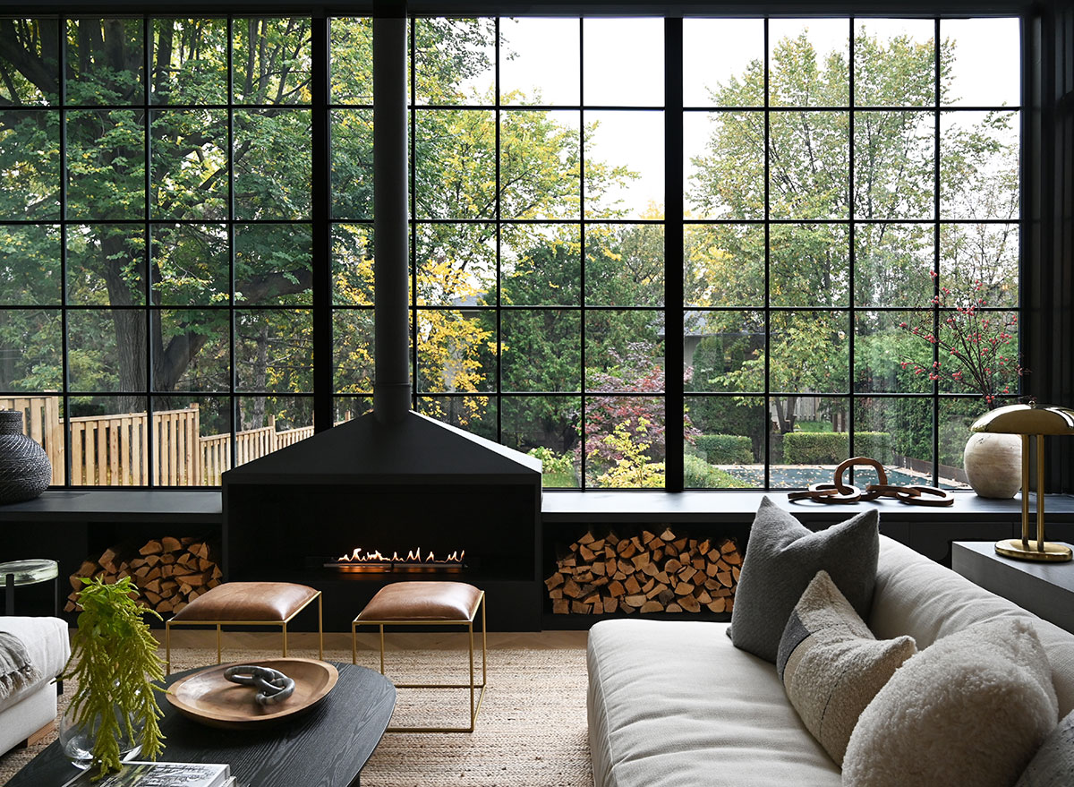 加拿大惊艳工业风格住宅，现代设计与传统美学的完美结合-1