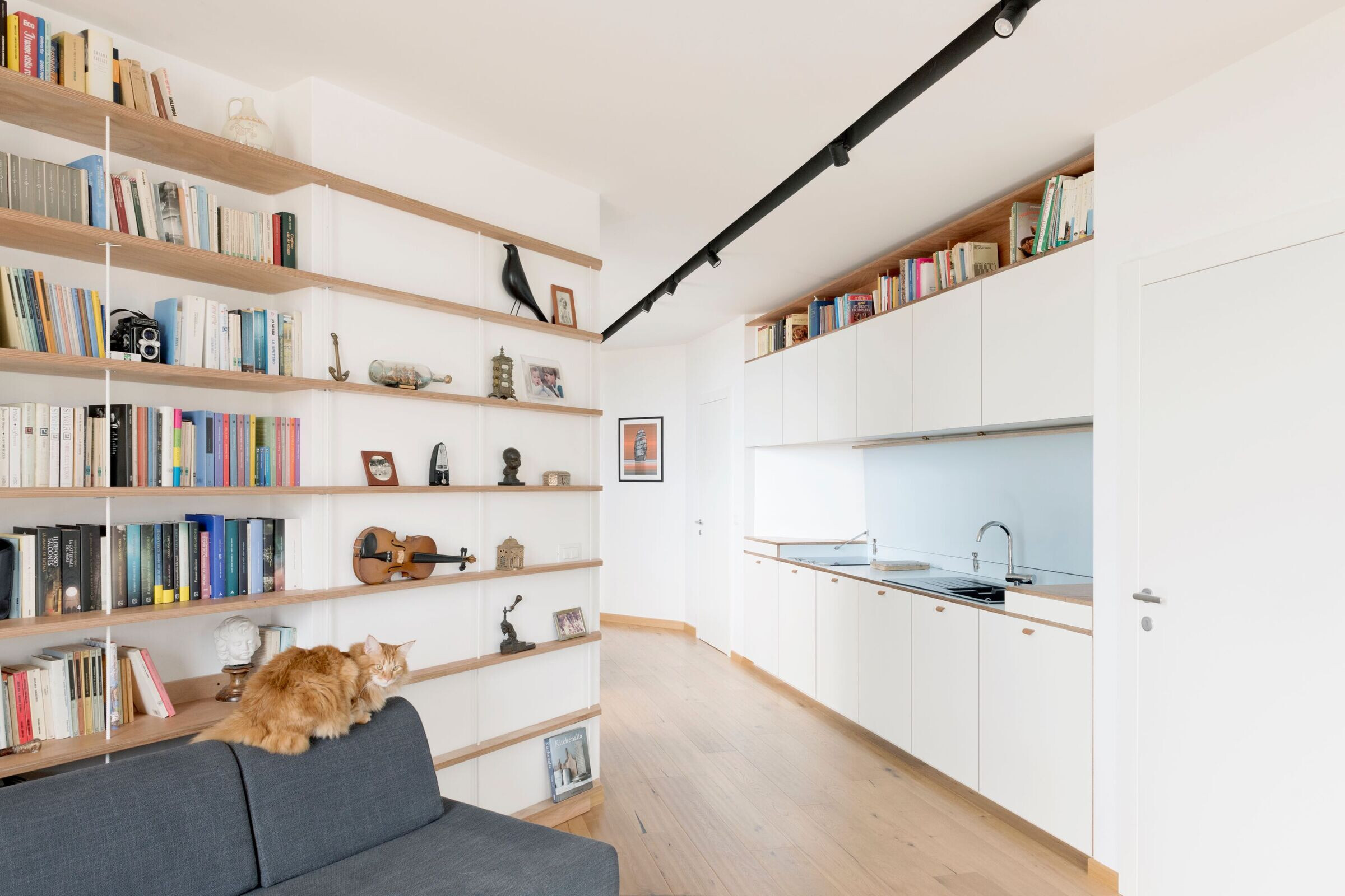 llabb 打造意大利 Genova 老建筑的现代生活空间-19