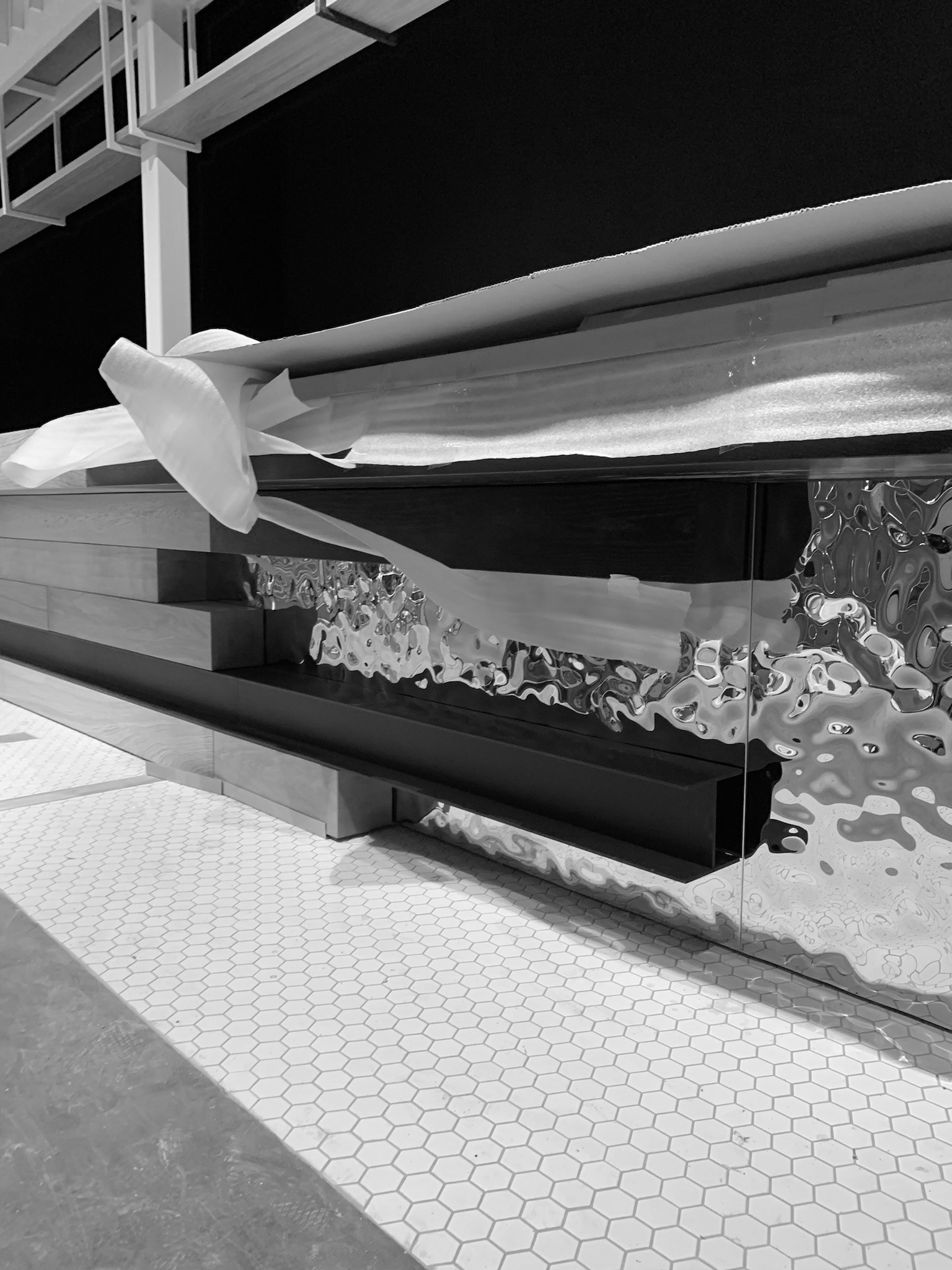 一杯葡萄酒和量杯角落丨俄罗斯圣彼得堡丨Marat Mazur-63