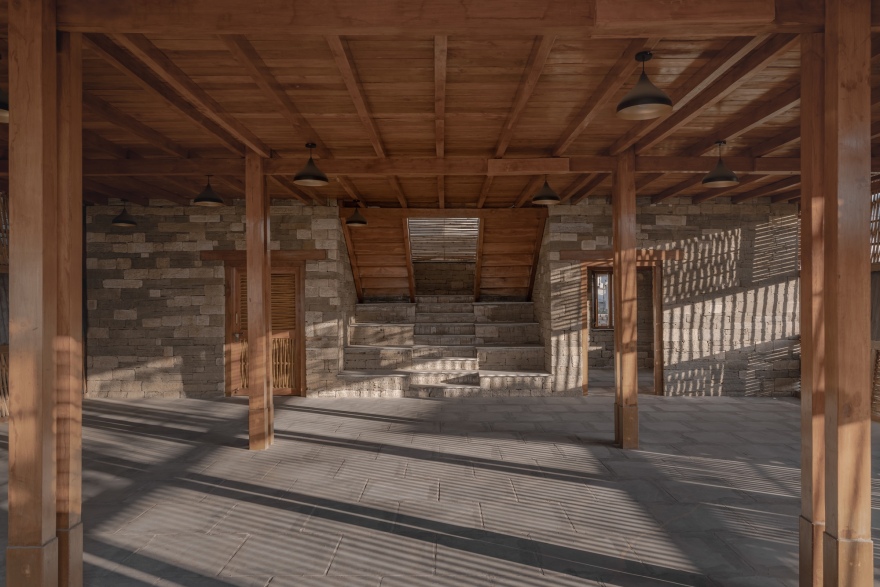 钱帕瓦特市场广场丨印度丨Compartment S4-43