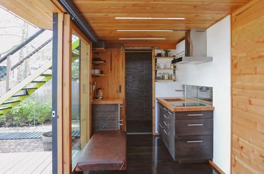 18m²木屋集装箱 | 极简设计与舒适生活的完美结合-3