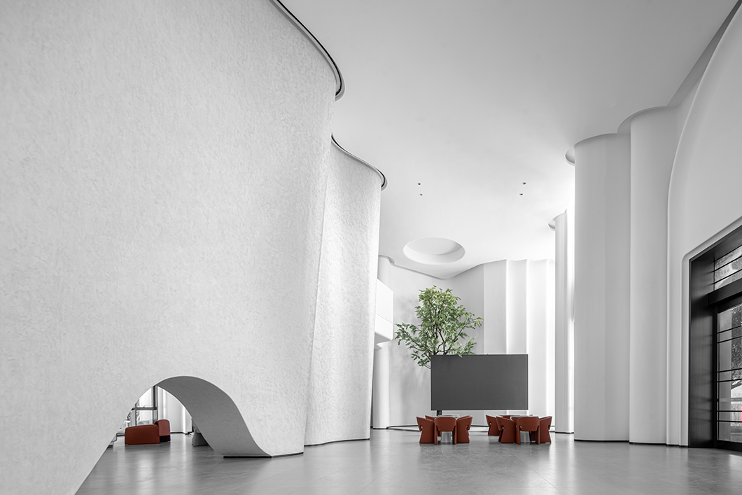 光与几何的极简艺术空间 · 绿意盎然的梦幻家居会所丨大诺营造-42