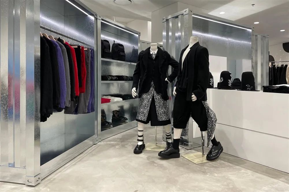 川久保玲亲自操刀，Dover Street Market Beijing 全新北京店铺设计-45