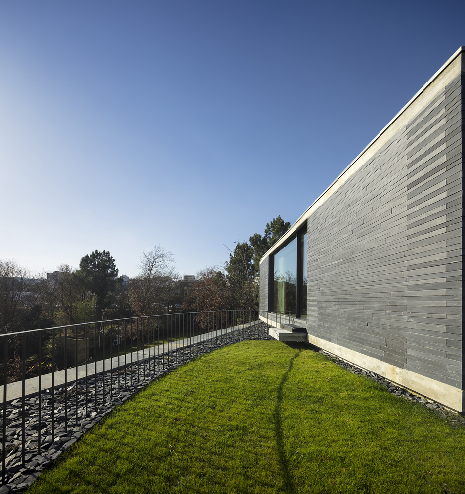 葡萄牙 RPFV House | 融入自然景观的乡村别墅-71