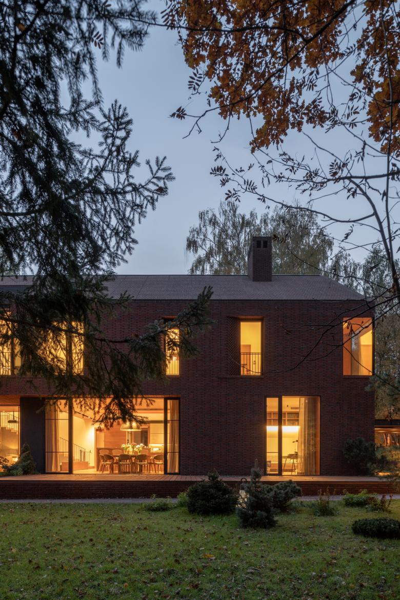 特罗伊茨克的私人住宅丨RussiaMoscow丨Sergey Skuratov Architects-23