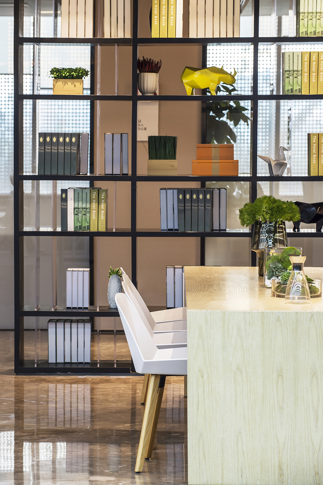 香榭蒂新作丨自然平衡，知识共享时代的智慧办公空间 — 济南绿地国金中心-30