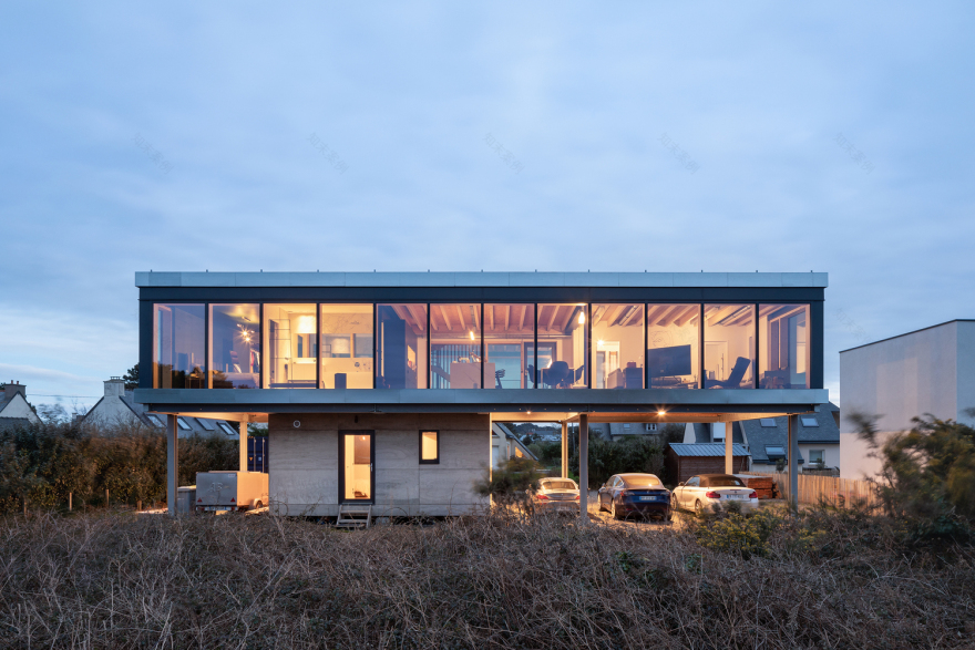 悬浮海景别墅,简约优雅的法式海景之家-24