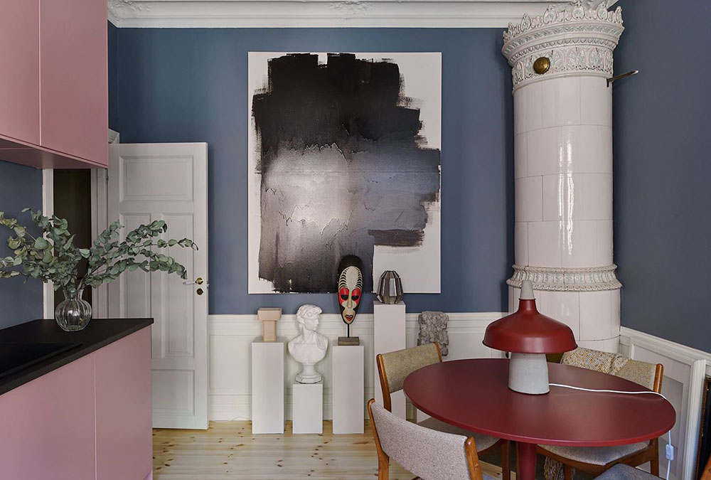 33 平米艺术小公寓 | 蓝色墙面与粉色厨房的完美碰撞-6