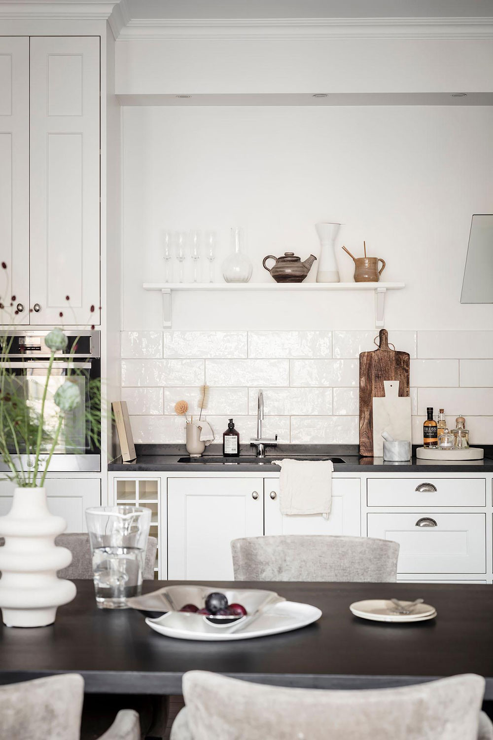 优雅神秘的斯堪的纳维亚风格公寓-30