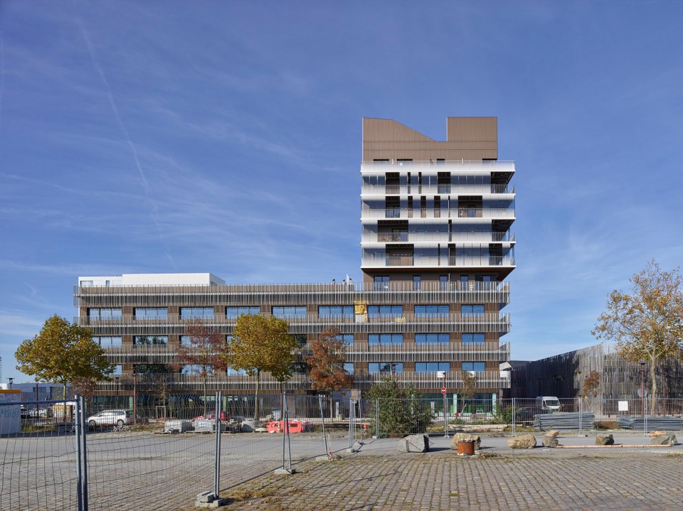 法国新型混合建筑——“办公楼还是住宅?”-0