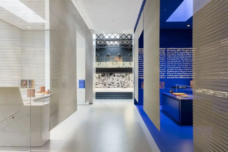 Ona 书店丨西班牙巴塞罗那丨Mediapro 展览公司-8