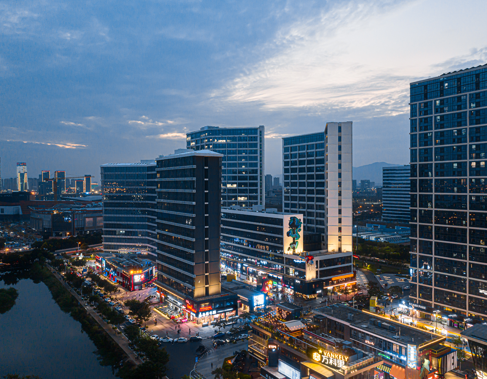 厦门云城万科里19地块商业街改造项目丨中国厦门丨深圳市艾斯蒂设计有限公司-0