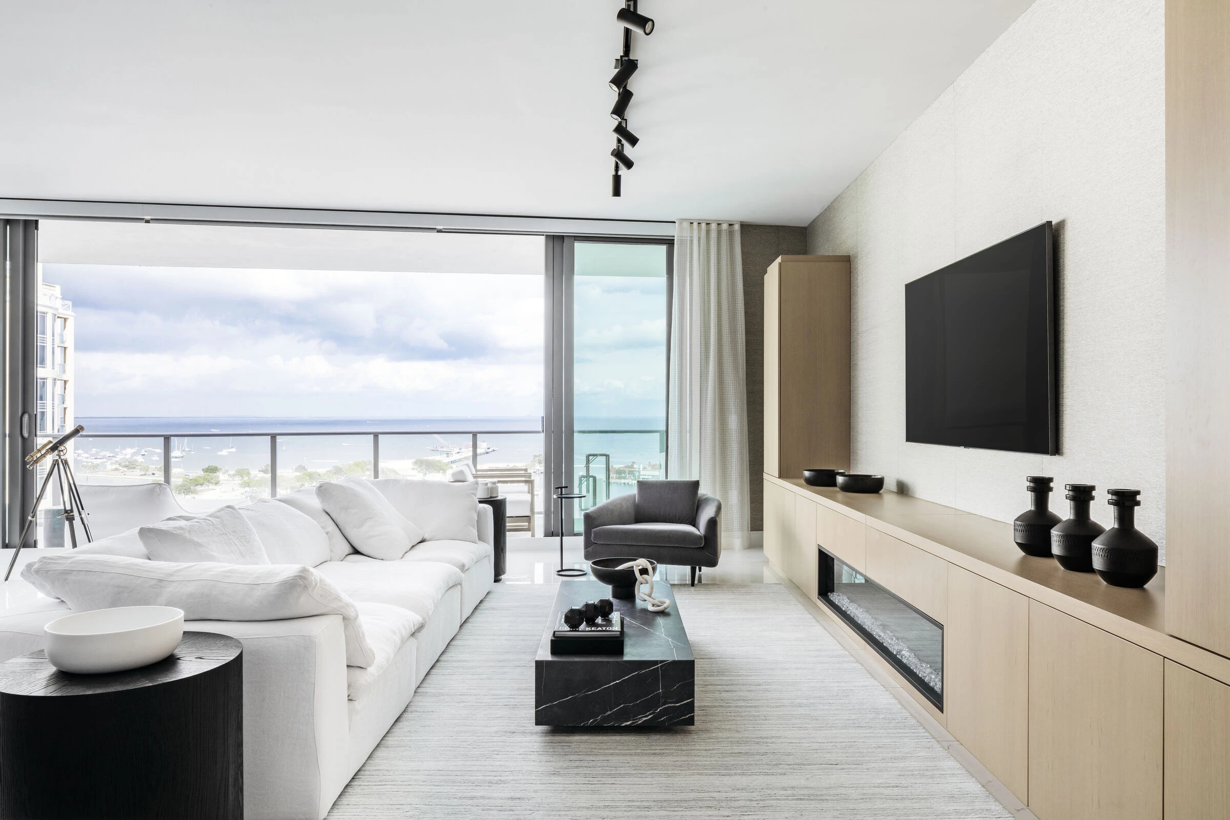 圣彼得堡现代简约海景住宅设计丨美国丨Sire Design-6