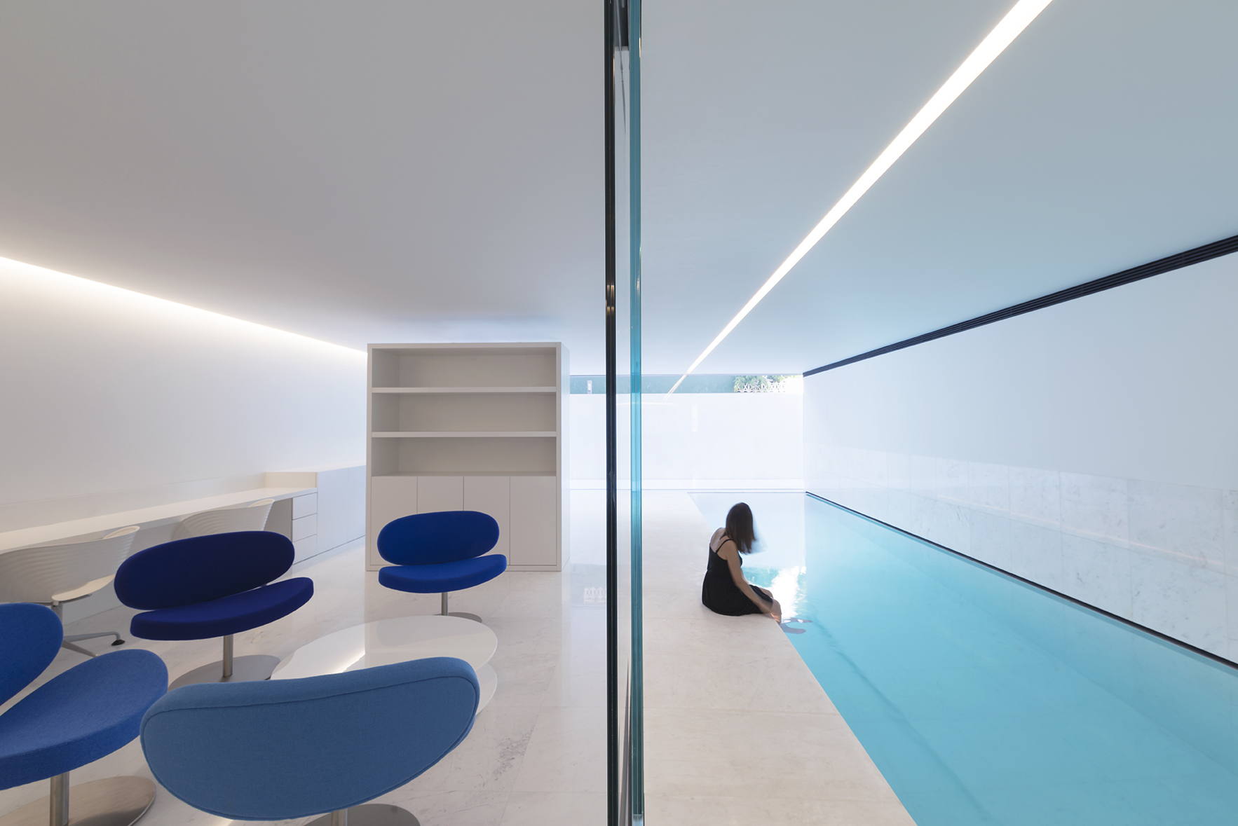 A House. By Fran Silvestre Arquitectos.-26