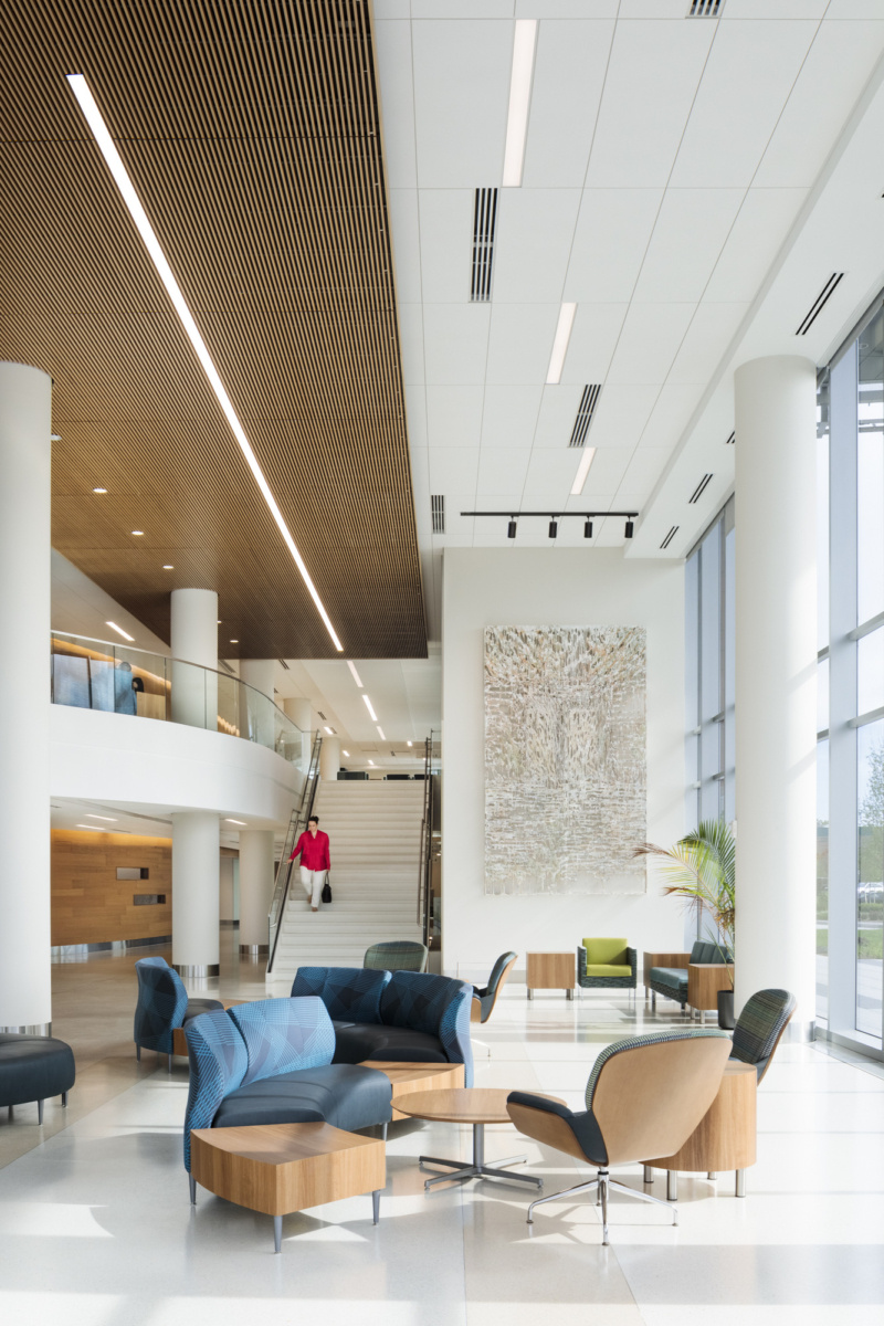 Summa Health Akron Campus West Tower | 曲线美学打造健康空间新典范-15