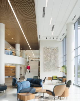 Summa Health Akron Campus West Tower | 曲线美学打造健康空间新典范