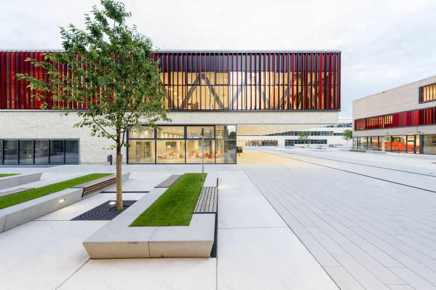 德国穆尔海姆新大学校园,绿色与科技融合的教育空间-8