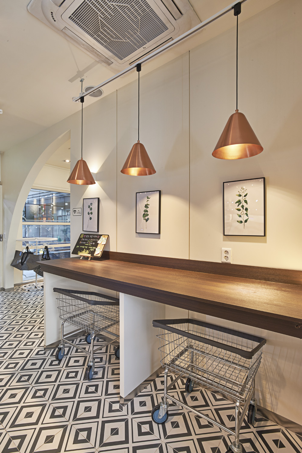 15 坪韩式洗衣房，打造温馨咖啡馆氛围-13