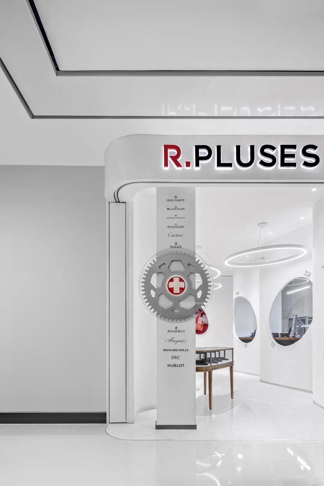 柔软的时间 | R.Pulses Watch Care 腕表维修店的创新设计-6