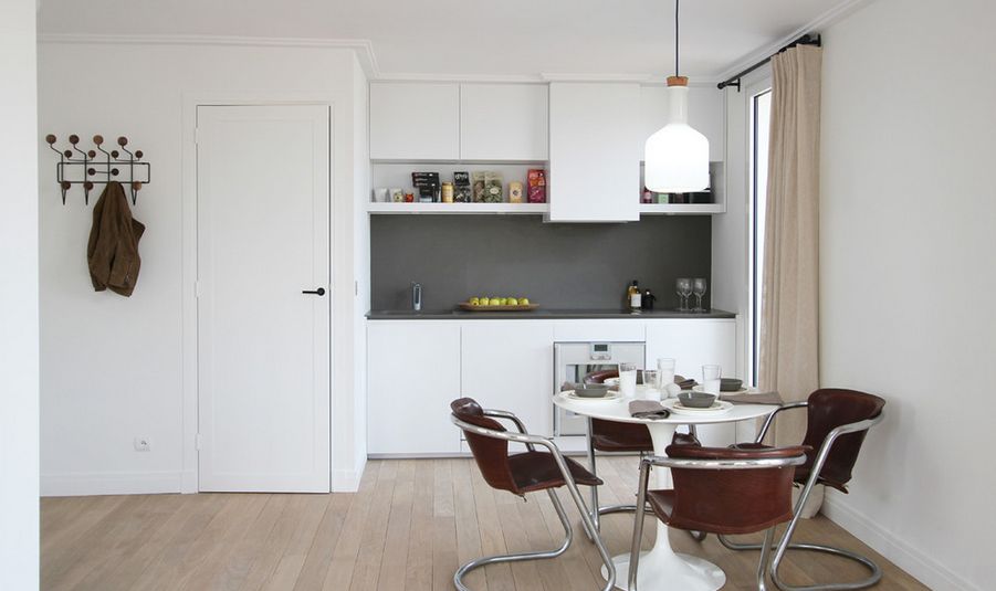 The Bloom that Doesn't Fade: Saarinen's Tulip Table and Chairs-0