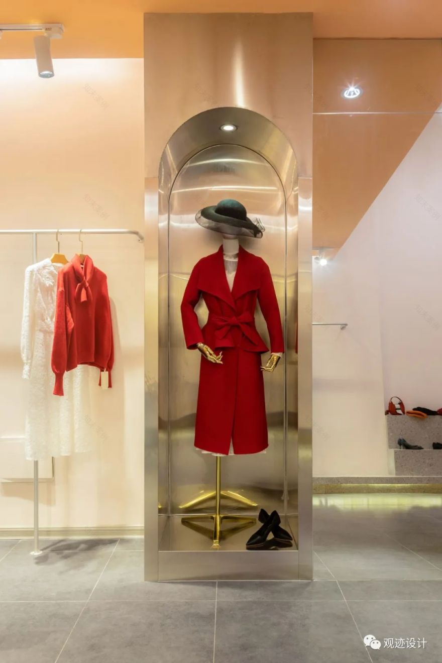 美女设计师打造的女性专属衣橱空间-45